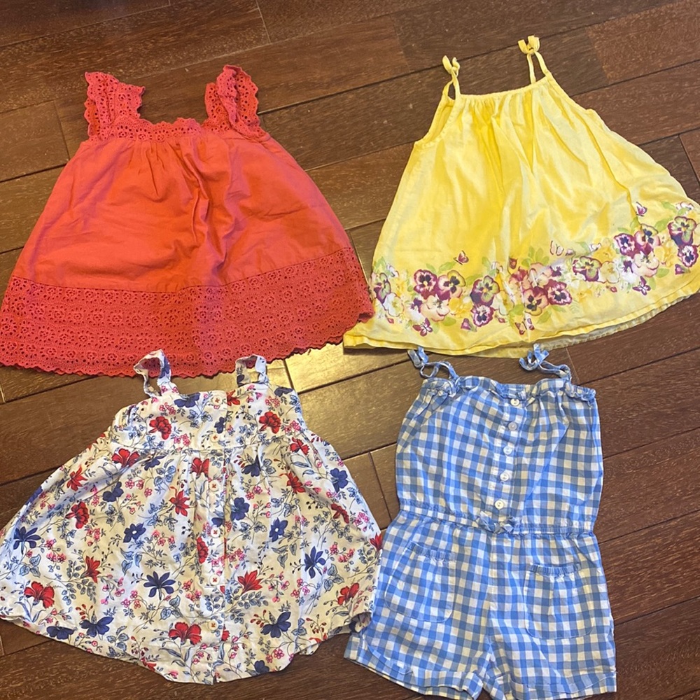 Bundle of spring/summer Baby Gap dresses and romper - 12-18 months